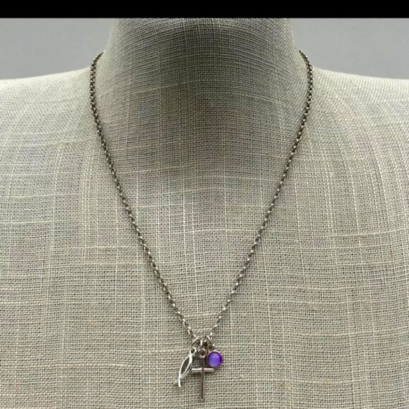 Lia Sophia Necklace Cross Ichthus Religious Pendant 18" - Picture 1 of 6